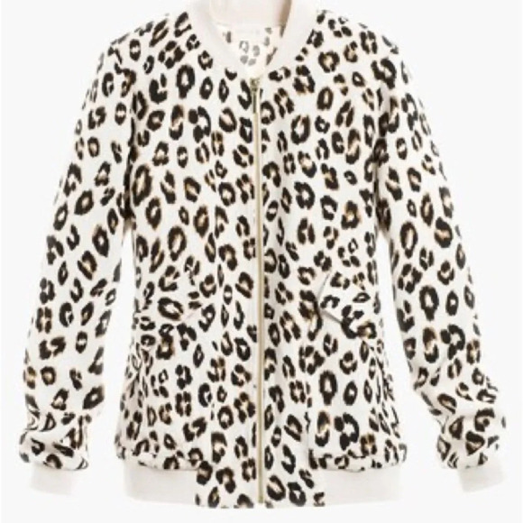 Chico's Sweaters - Chicos..Zip Up Sweater Animal‎ Print Size 3 (16-18)